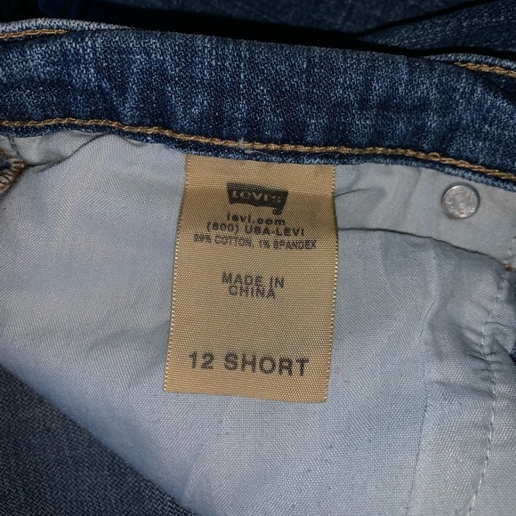 Vintage Levi’s Boot Cut Jeans - Picture 3 of 4